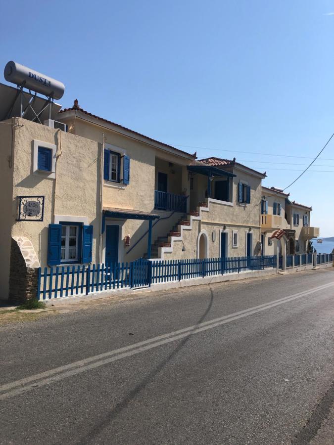 3 Alpha Studios Batsíon Exterior foto